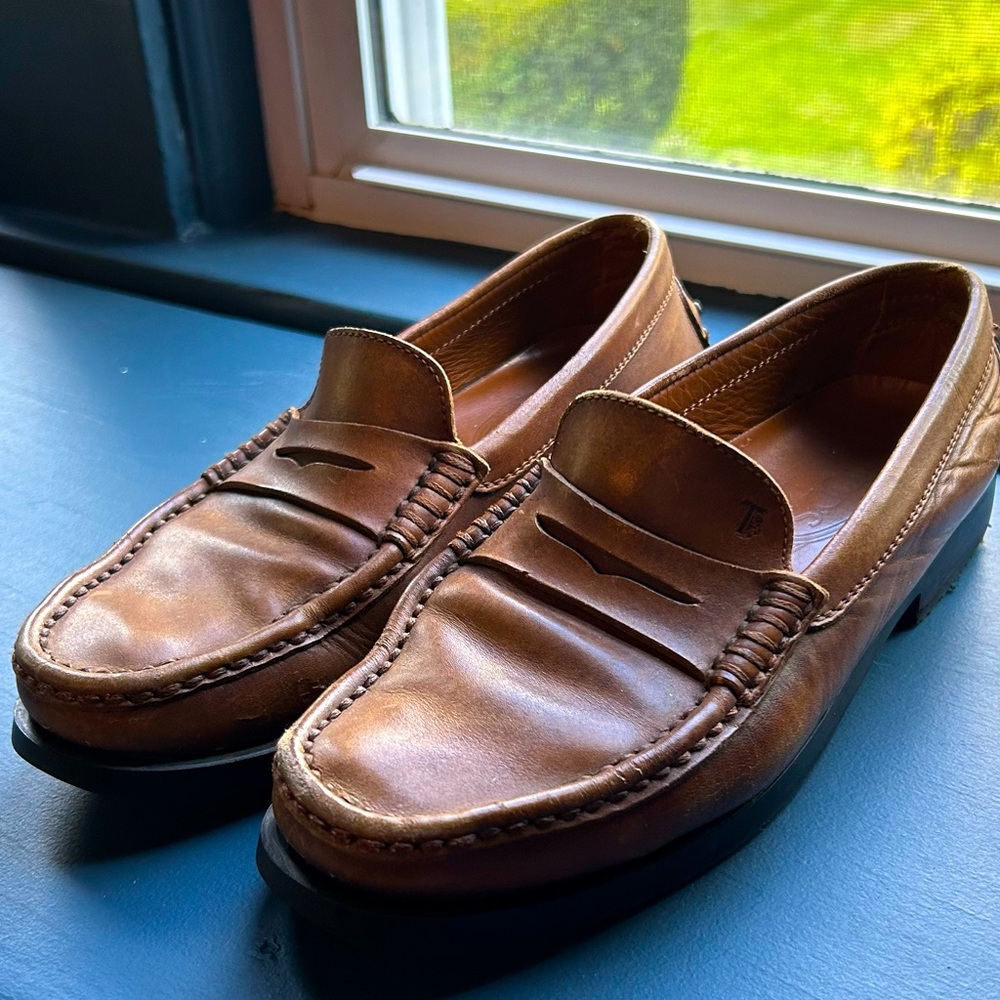 Tod's Tan Leather Loafers